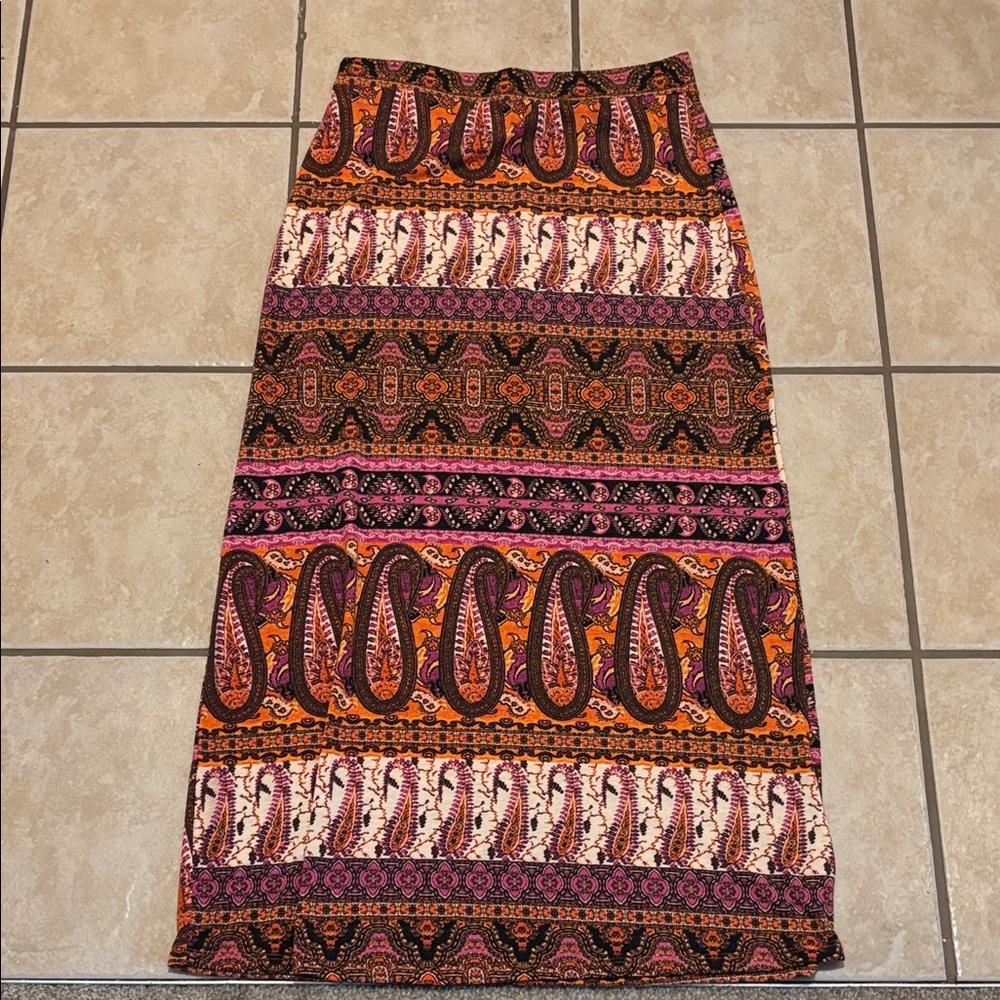 Bohemian Paisley Maxi Skirt - Multicolor - Picture 3 of 3